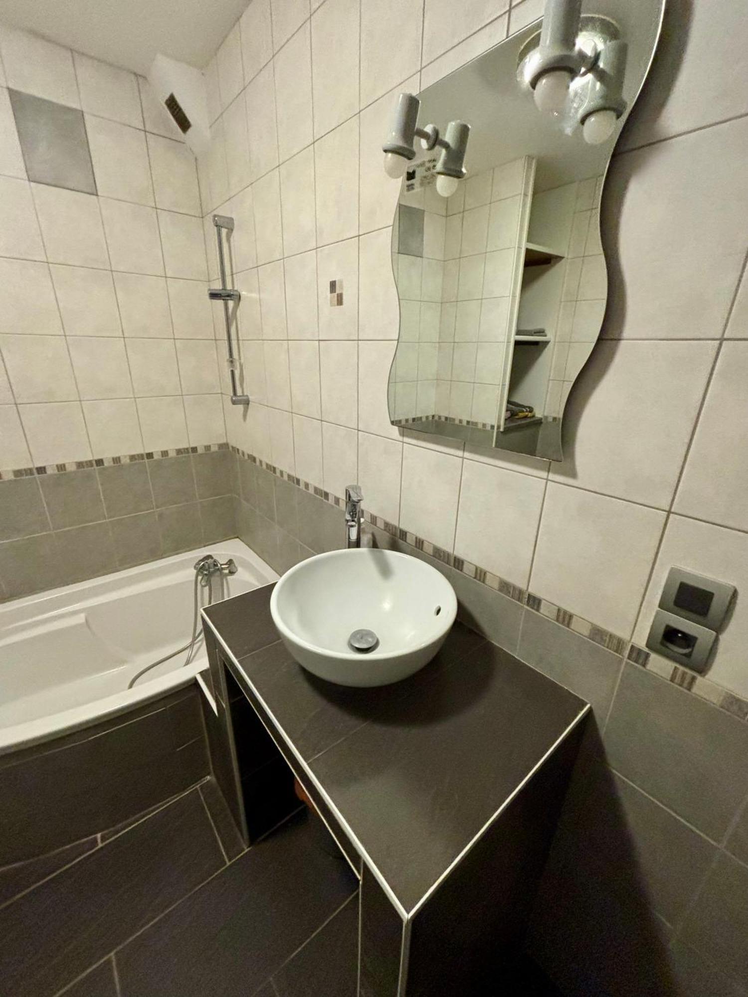 Studio - Baignoire - Pret De Vtt - Lave Linge Le Puy-en-Velay 外观 照片